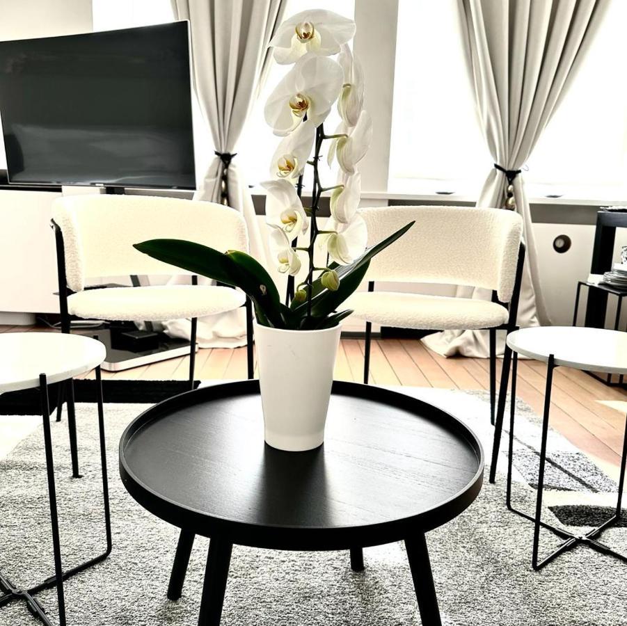 Les Lofts D'Artistes Hotel Saint-Gilles Ngoại thất bức ảnh