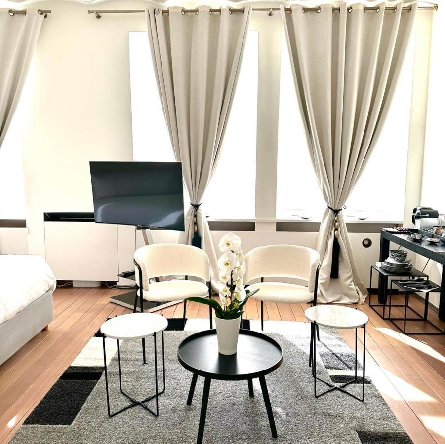 Les Lofts D'Artistes Hotel Saint-Gilles Ngoại thất bức ảnh