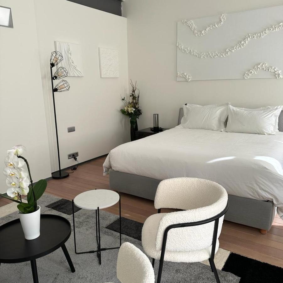 Les Lofts D'Artistes Hotel Saint-Gilles Ngoại thất bức ảnh
