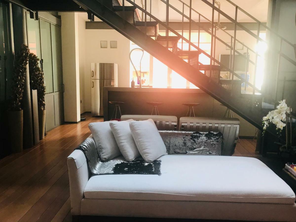 Les Lofts D'Artistes Hotel Saint-Gilles Ngoại thất bức ảnh