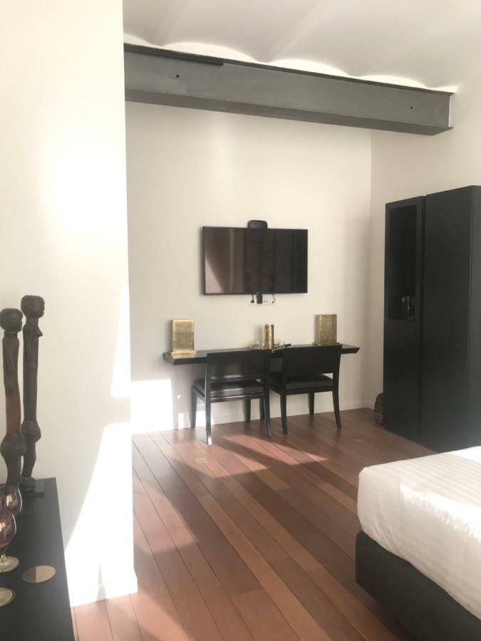 Les Lofts D'Artistes Hotel Saint-Gilles Ngoại thất bức ảnh