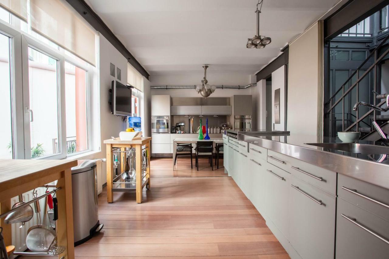 Les Lofts D'Artistes Hotel Saint-Gilles Ngoại thất bức ảnh