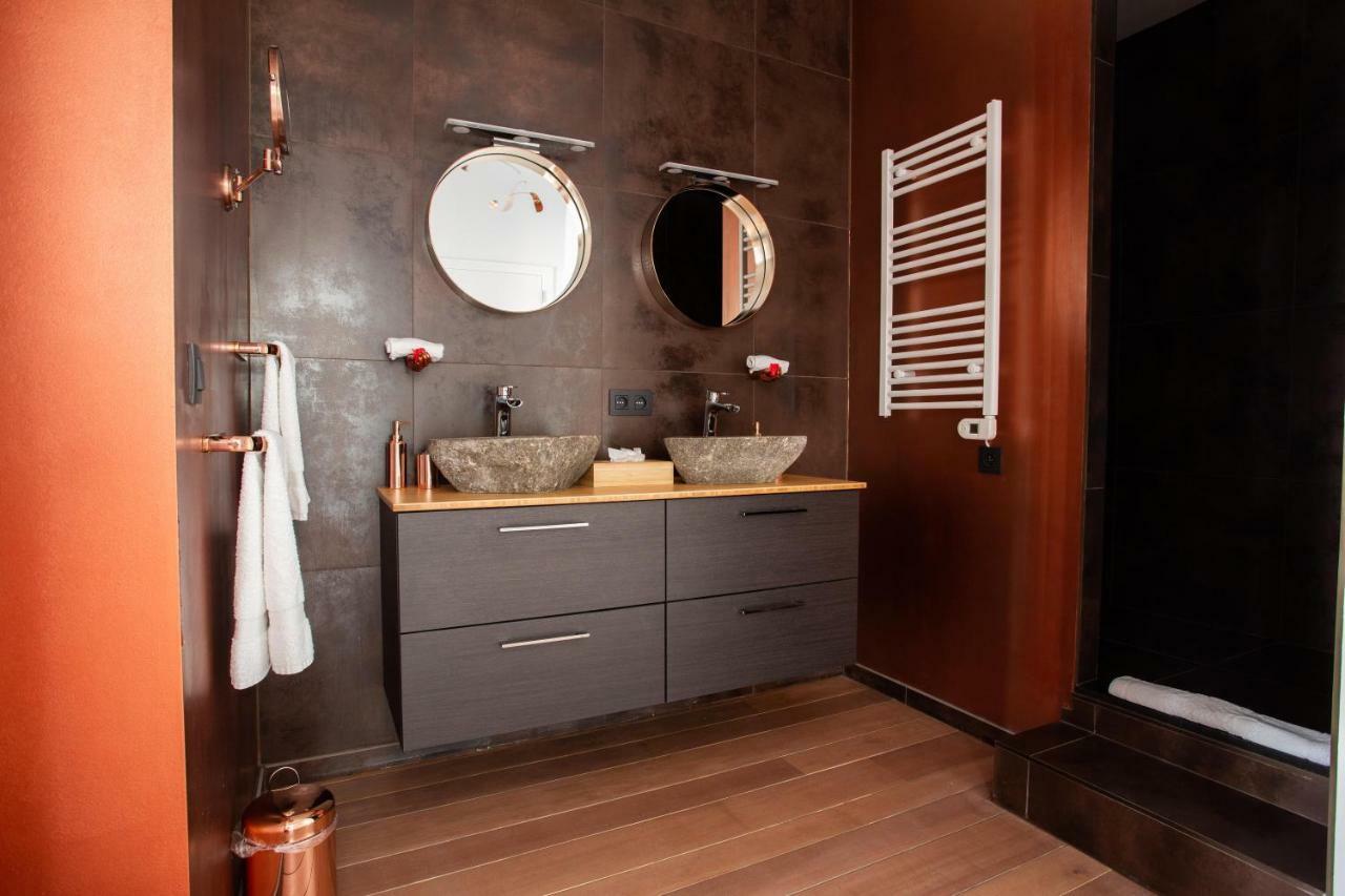 Les Lofts D'Artistes Hotel Saint-Gilles Ngoại thất bức ảnh